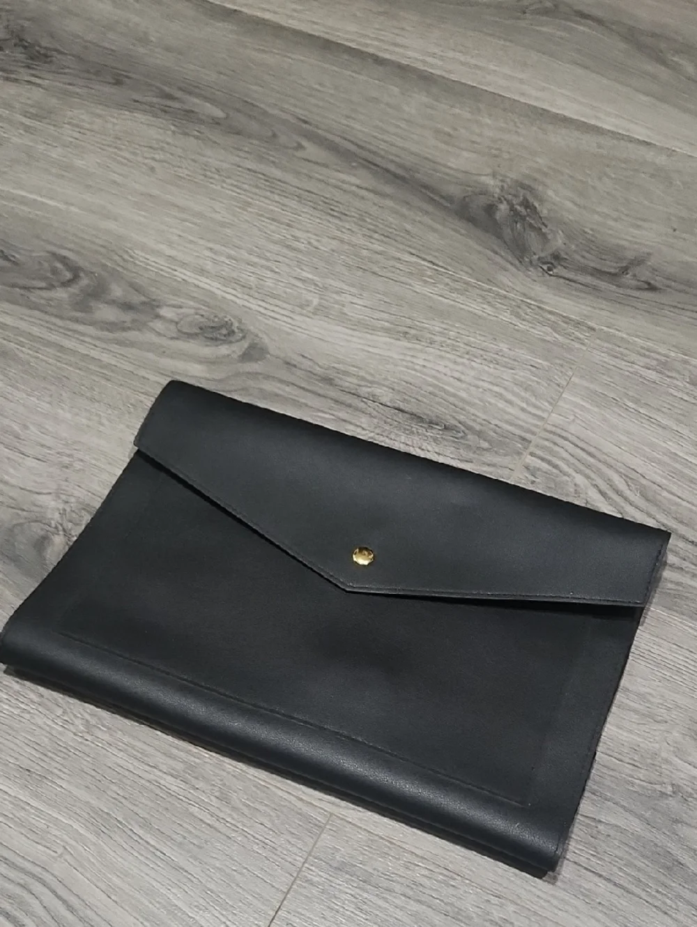 EUC Black Glass Ladder & Co Work/Svhool Portfolio XL Clutch
